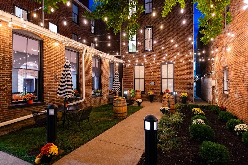 The Woodford Hotel