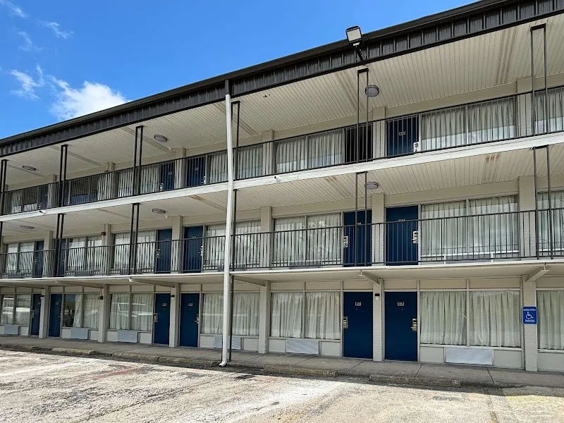 Motel 6 Richmond, KY – Eku Campus Area