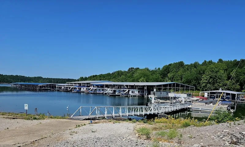Peninsula Marina