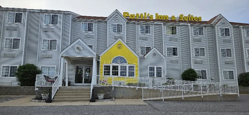 Patti's Inn & Suites