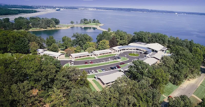 Kentucky Dam Village