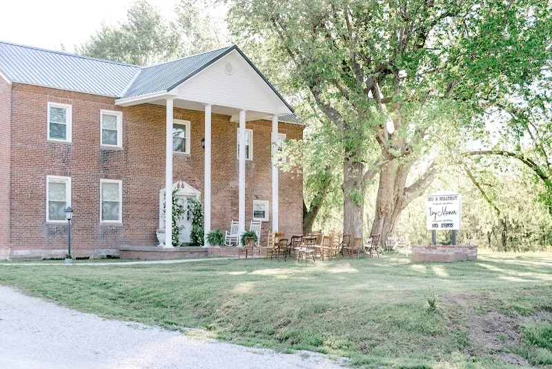 Ivy Manor Bed and Breakfast