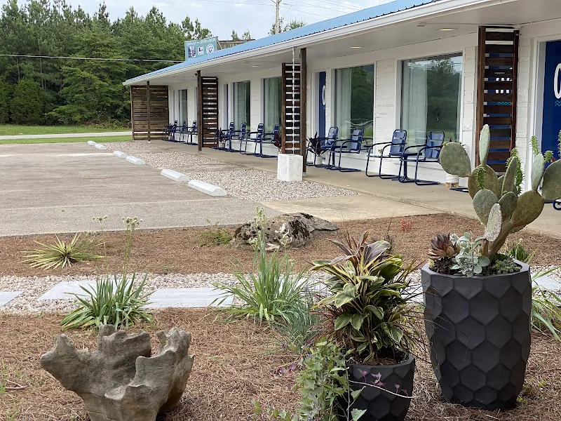 St. Clair Motor Lodge