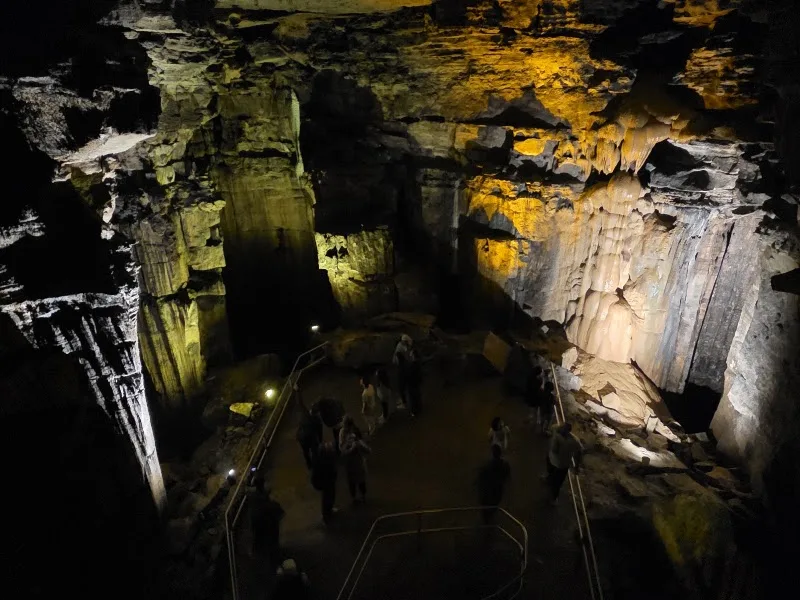 Mammoth Cave Broadway
