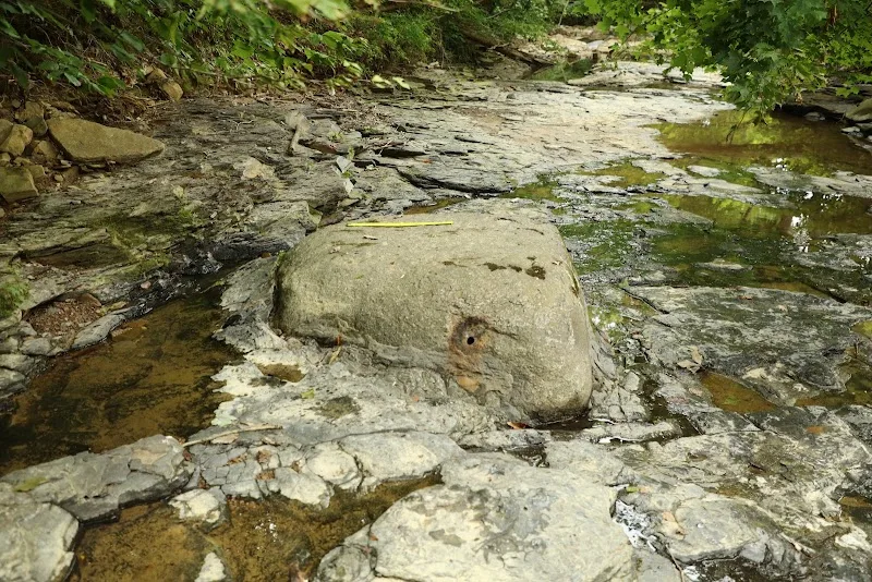 Robinson Boulder