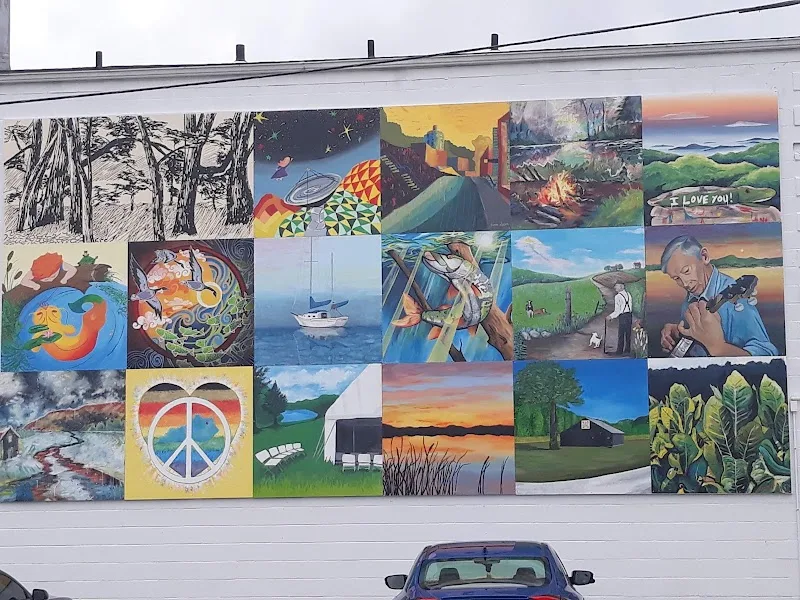Rowan County artist mural display