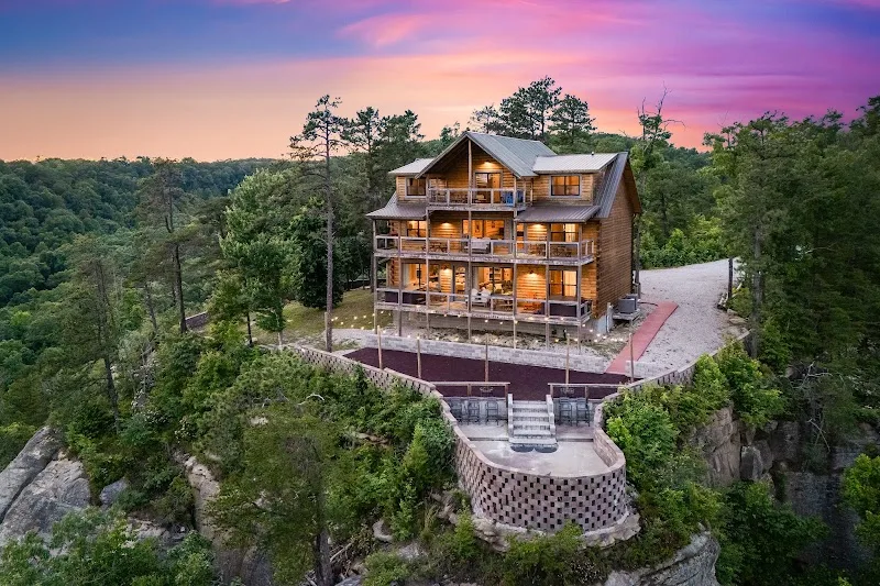 Indian Creek Lodge