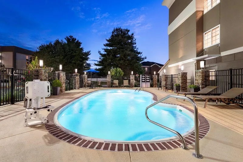 Holiday Inn Express Bowling Green by IHG