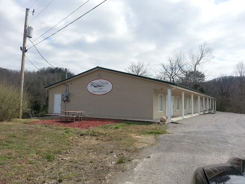 Riverside Inn