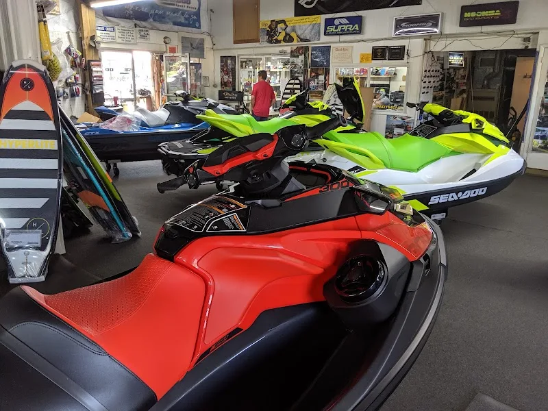 Denney's Auto & Marine Inc
